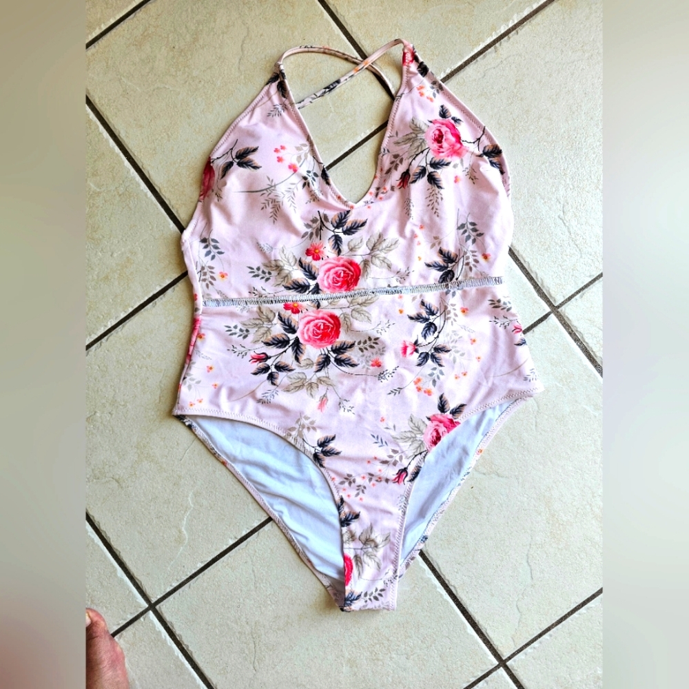 NWT XXL One-piece Swimsuit